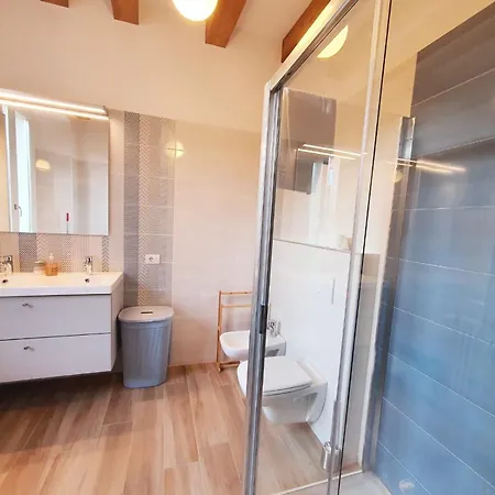 Eleonora Lake Apartements