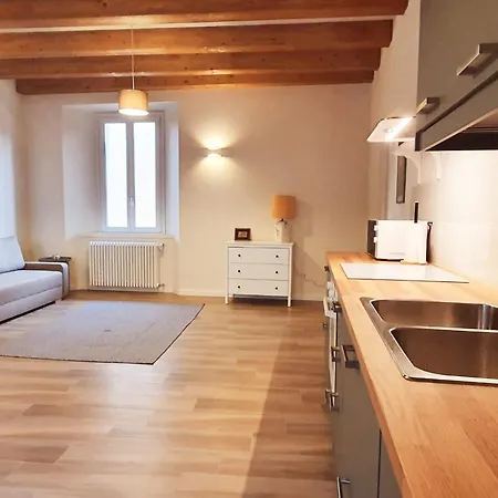 Eleonora Lake Apartements Apartment *